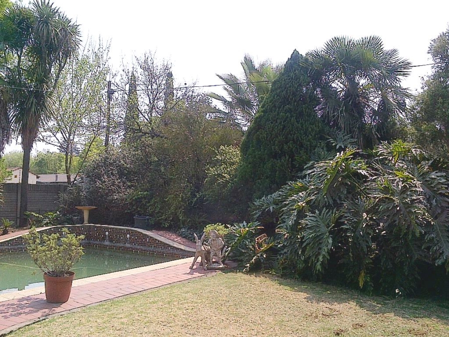 To Let 4 Bedroom Property for Rent in Vaalpark Free State